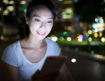 selain genetik paparan cahaya di malm hari dapat berisiko diabetes tipe 2