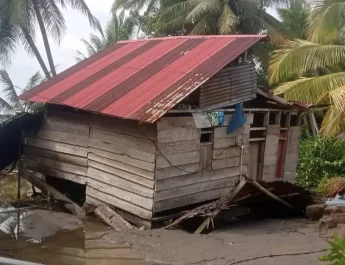 923 unit rumah terendam air