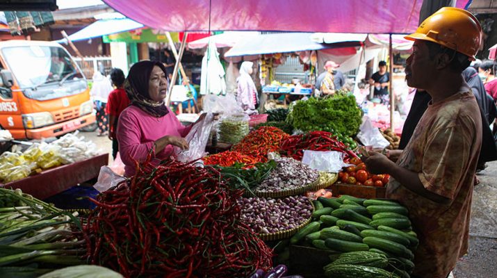 Bapanas mencatat sejumlah pangan mulai beras, bawang, cabai, daging sapi, hingga telur ayam mengalami kenaikan harga di tingkat pedagang eceran di seluruh wilayah Indonesia per 22 Juli 2024.