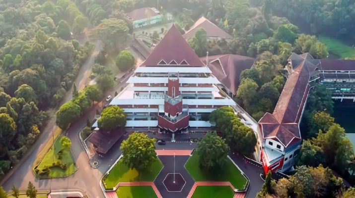 Dari 12.404 total pendaftar, sebanyak 768 peserta SM-IPB dinyatakan lolos sebagai calon mahasiswa baru (camaba) IPB University
