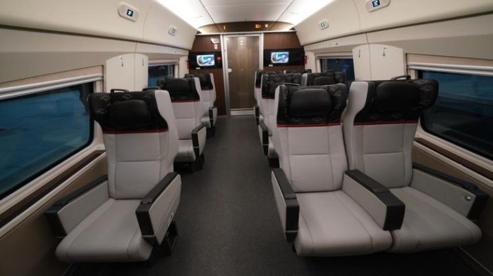 Sampai dengan Juli 2024, sudah terjadi 6 kejadian hilangnya bantal dari kursi kereta Whoosh
