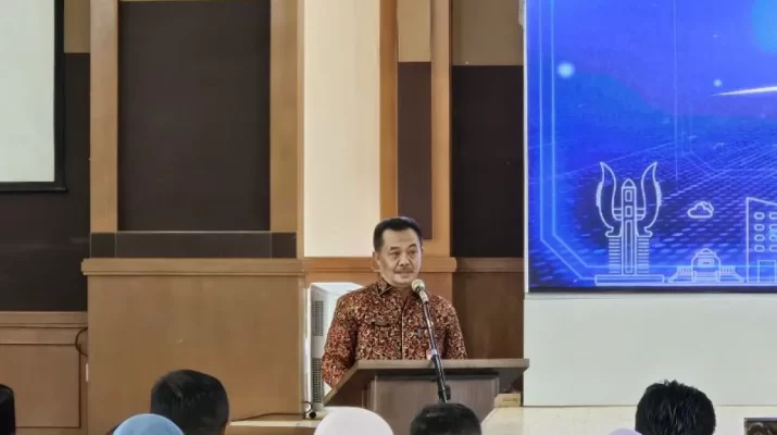 pemda bogor harus sssssssslebih berinovasi dalam meningkatkan pelayanan publik