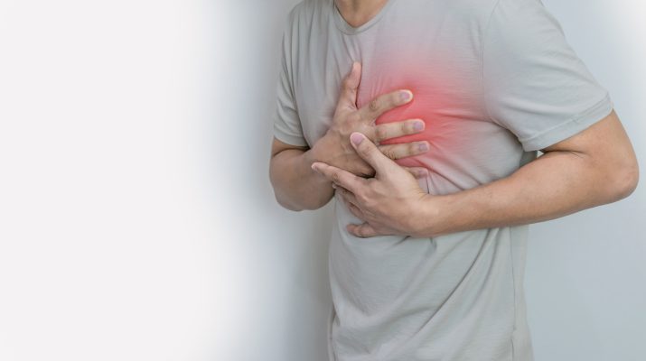 Dokter Suko menyarankan orang-orang dalam rentang usia 20 sampai 30 tahun selalu menerapkan pola hidup sehat dan menghindari rokok agar bisa terhindar dari penyakit jantung