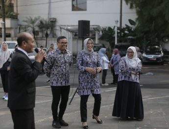Bagi para ASN yang masih aktif, Elia mengajak untuk terus mengabdi dengan penuh ketulusan dan kejujuran hati karena apapun dalam kehidupan yang dijalani, tantangan dan rintangan pasti ditemui.