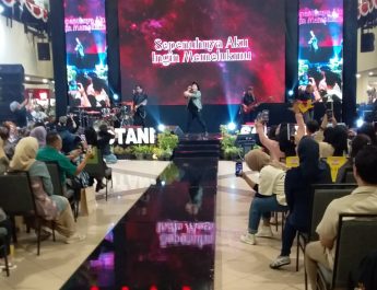Botani Dance Competition 2024, Parade of National Costumes, Live Music, Belanja Berhadiah, serta penampilan dari Padi Reborn dan Pundis Angklung