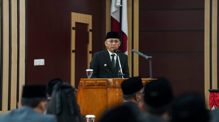 Pembukaan masa sidang dibarengi dengan pengumuman komposisi fraksi-fraksi DPRD Kota Bogor.