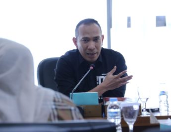 Salah satunya adalah soal program penebusan ijazah yang diketahui sampai saat ini masih minim penyerapan anggarannya.