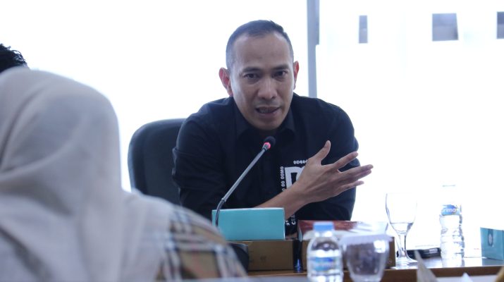 Salah satunya adalah soal program penebusan ijazah yang diketahui sampai saat ini masih minim penyerapan anggarannya.