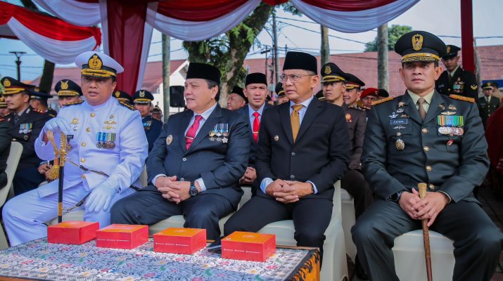 Di lokasi yang sama, Komandan Korem 061/Suryakancana, Brigadir Jenderal TNI Faisol Izuddin Karimi, membacakan amanat Panglima TNI, Jenderal TNI Agus Subiyanto