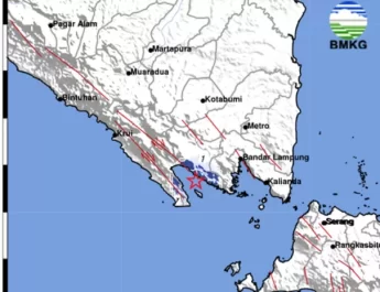 BMKG atau Badan Meteorologi, Klimatologi, dan Geofisika mengungkapkan bahwa gempa terjadi dengan magnitudo 3.6.