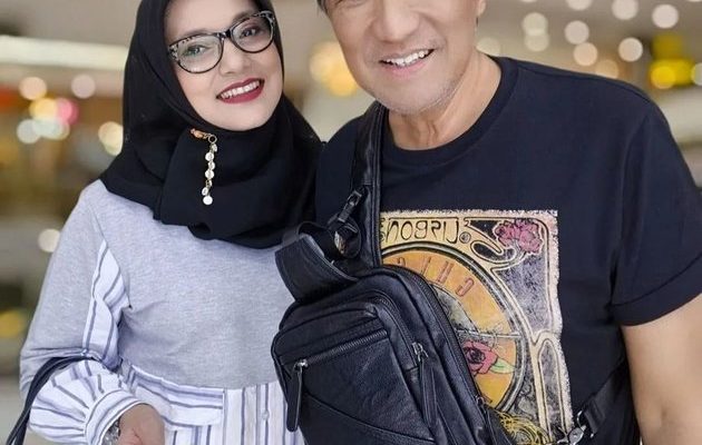 Perempuan kelahiran Balikpapan 15 Oktober 1962 itu meninggal dunia di usia 61 tahun