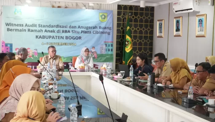 Ruang Bermain Ramah Anak (RBRA) di Cibinong Situ Plaza adalah salah satu wujud komitmen dari Pemkab Bogor.