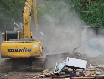 Pemkab Bogor sudah menata area yang memang tidak ada izin mendirikan bangunan, warpat dengan Puncak Asri tidak ada izinnya, dan telah dibahas di Forum Penataan Ruang,