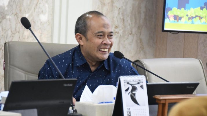 Iwan menekankan bahwa pengelolaan pajak dan retribusi daerah harus dilakukan dengan transparan dan akuntabel