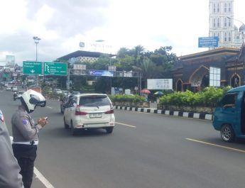Menanggapi video yang viral, Kapolsek Ciawi Kompol Agus Hidayat menyampaikan bahwa pihak kepolisian sudah mulai menyelidiki kasus tersebut