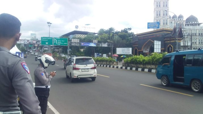 Menanggapi video yang viral, Kapolsek Ciawi Kompol Agus Hidayat menyampaikan bahwa pihak kepolisian sudah mulai menyelidiki kasus tersebut