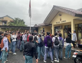 Kepala Desa Ciapus, Pendi Bin Asim menyatakan sangat mengecam keras perbuatan keji yang dilakukan pelaku sehingga menghilangkan nyawa korban