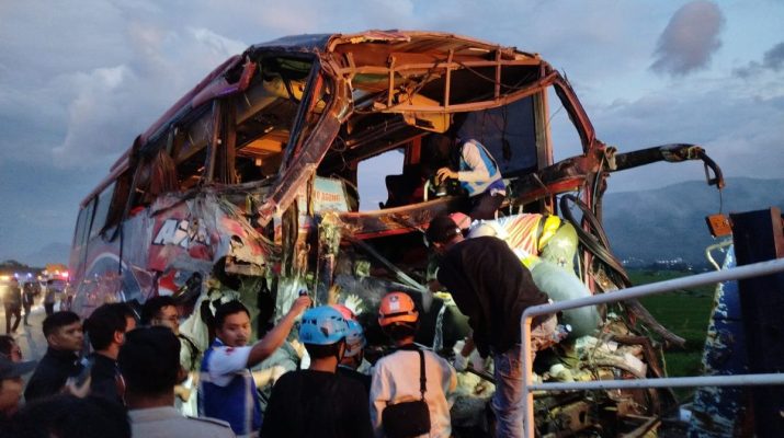 Penyelidikan kecelakaan antara bus yang mengangkut rombongan SMP IT Darul Quran Mulia Putri Bogor dan truk di Jalan Tol Pandaan-Malang terus berlanjut