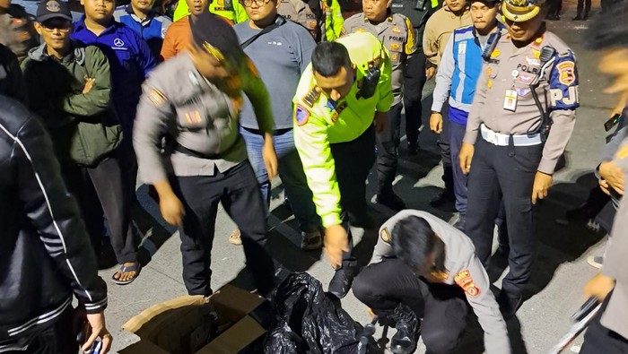 Peristiwa ini sempat menyebabkan kemacetan panjang hingga 6 kilometer.