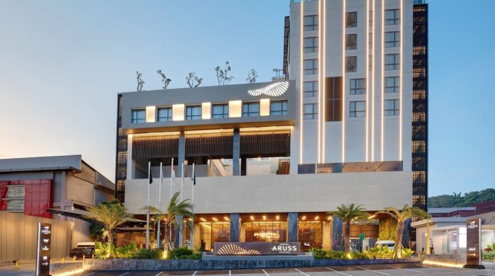 Meski dalam status penyitaan, operasional Hotel Aruss tidak terganggu. Kuasa Hukum Hotel Aruss, Ahmad Maulana, menyatakan pihaknya menghormati proses hukum