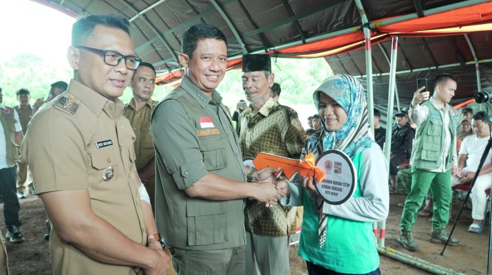 Korban bencana longsor di Kampung Ciranjang, Kelurahan Pamoyanan, Kecamatan Bogor Selatan, Kota Bogor,