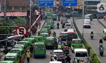 Satlantas juga mengimbau para pengendara untuk tetap berhati-hati dan mematuhi rambu lalu lintas agar perjalanan aman dan lancar.