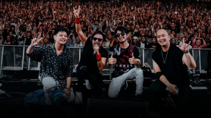Lagu “Apa Sih” pertama kali dirilis secara digital pada 21 Desember 2024 dan langsung menarik perhatian publik, baik dari penggemar maupun pengamat musik.