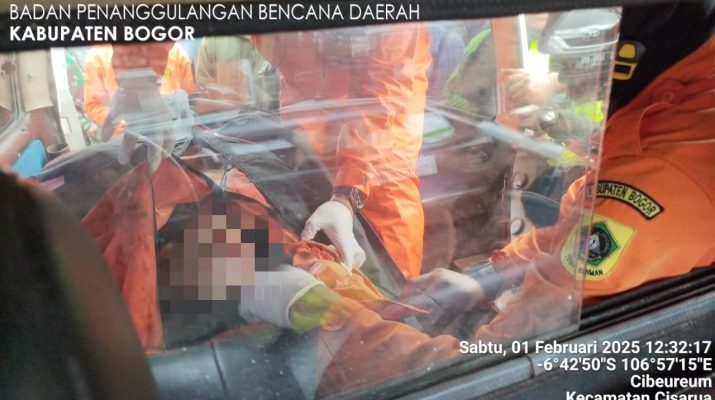 Saat ini, korban telah dievakuasi oleh Tim SAR gabungan dan telah diserahkan kepada pihak keluarga.