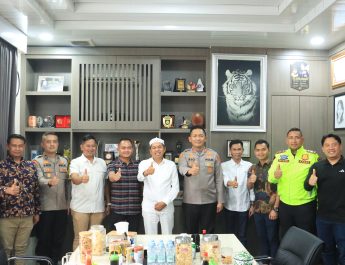 Menurutnya, keberhasilan pengungkapan ini harus menjadi momentum bagi semua pihak untuk lebih waspada terhadap peredaran narkotika yang semakin masif.