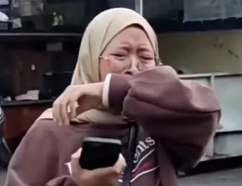 Dalam kesempatan tersebut, Anggi turut menyampaikan permintaan maaf kepada keluarga korban atas musibah yang terjadi.