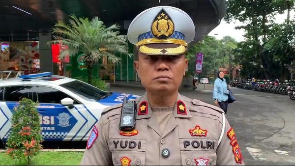 Pihak kepolisian menegaskan bahwa penyelidikan akan terus berlanjut untuk menentukan penyebab pasti kecelakaan serta memastikan apakah ada unsur kelalaian yang terlibat dalam peristiwa tragis tersebut.