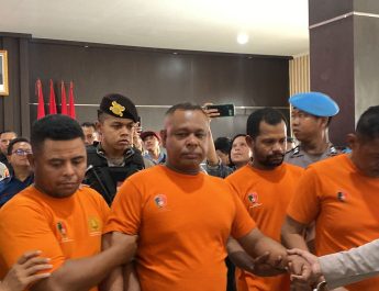 Polisi memastikan akan terus mengejar kedua buronan ini dengan tim gabungan yang terdiri dari Polresta Bogor Kota, Ditreskrimum Polda Jabar, dan Polres Bogor