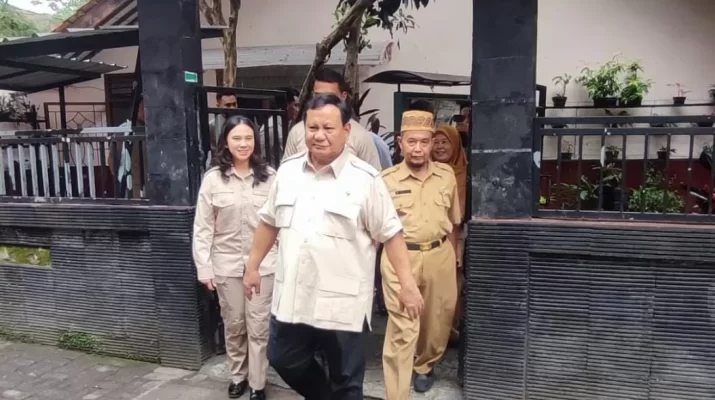 Kunjungan ini menunjukkan perhatian Presiden Prabowo terhadap pendidikan dasar, tidak hanya dalam aspek gizi tetapi juga kualitas belajar dan kebersihan lingkungan sekolah