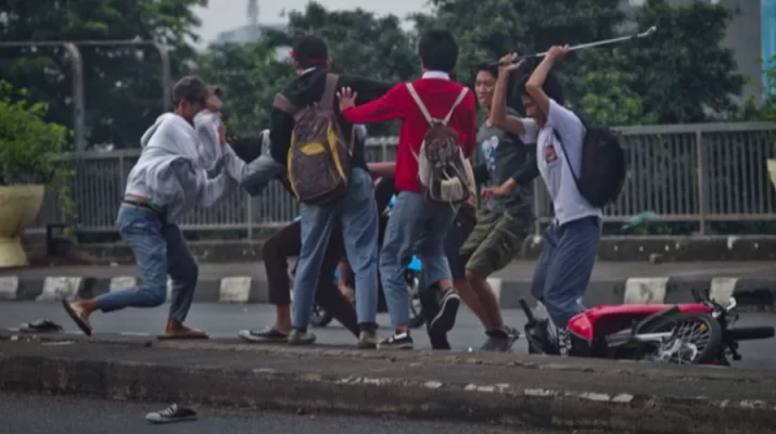 Seluruh pelaku langsung dibawa ke Polresta Bogor Kota menggunakan truk Dalmas untuk pemeriksaan lebih lanjut.