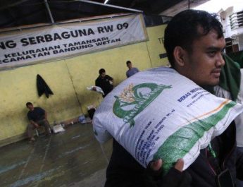 bantuan sosial jelang lebaran