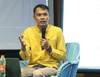 Naik Pangkat Saat Jadi Seskab, Teddy Indra Wijaya Dikritik Imparsial