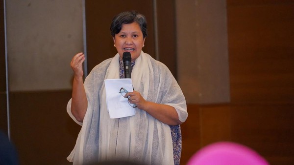 lestari moerdijat