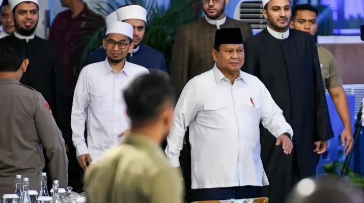 prabowo buka puasa bersama kabinet merah putih