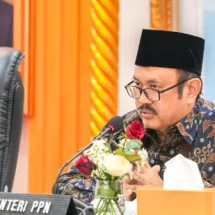 Menteri PPN: Makan Bergizi Gratis Lebih Mendesak daripada Lapangan Kerja