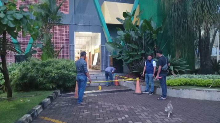 Klarifikasi Pihak UNPAK atas Mahasiwi yang Terjatuh Dari Lantai 3