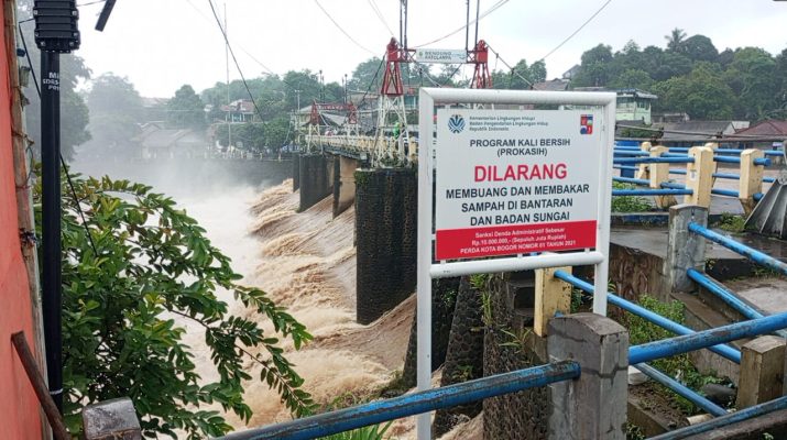 Update Sikon Debit air Bendung Katulampa