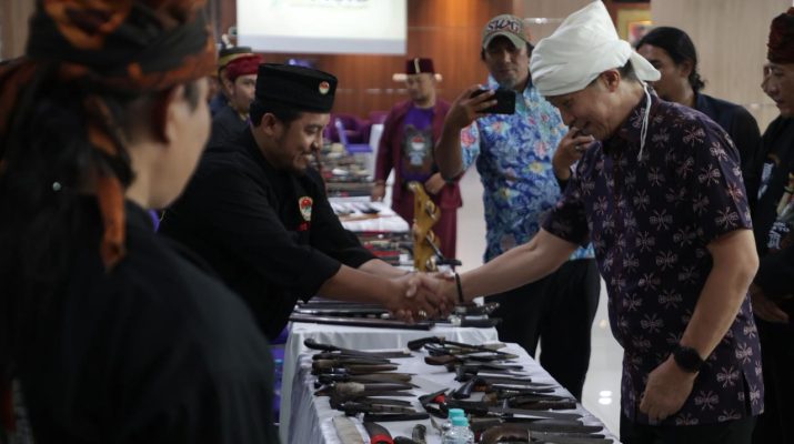 Golok Warisan Budaya UNESCO