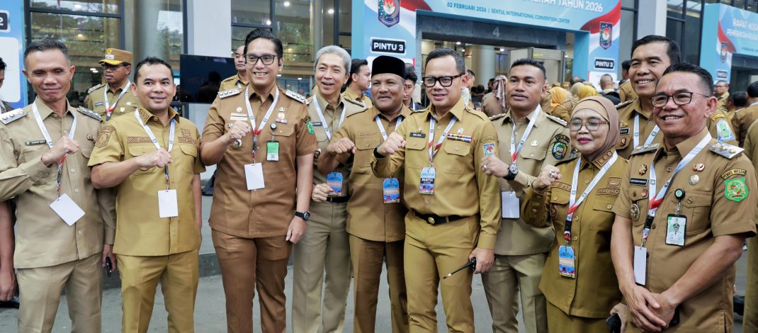 Presiden Prabowo Ingatkan Penataan Media Iklan Demi Wajah Kota