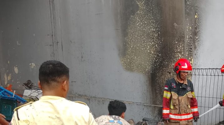 Kebakaran gedung di Eks Hypetmart