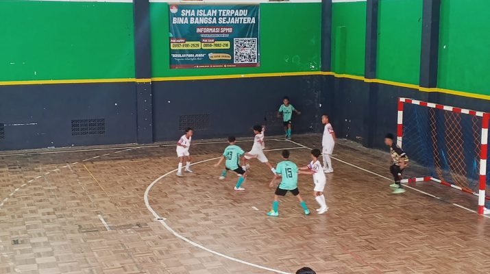 Ajang Futsal Melalui AFKo diselrnggarakan di SMA Islam Terpadu dengan kategori SD, SMP, SMA
