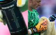 Botol Rahasia Pickford Jadi Sorotan Usai Argentina Singkirkan Inggris