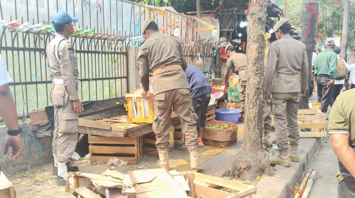 Kerap Berjualan di Trotoar, Pemkot Bogor Tertibkan PKL Jalan MA Salmun dan Jalan Merdeka