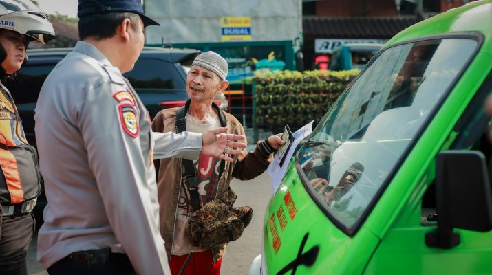 Nekat Jalan Meski Izin Dibekukan, Pemkot Bogor Bakal Copot Jok Angkot Tua