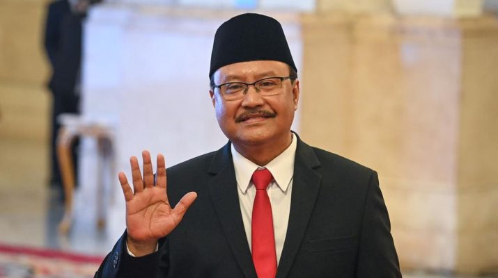 Gus Ipul Tantang Lulusan Poltekesos Bandung Jadi Penggerak Perubahan Sosial