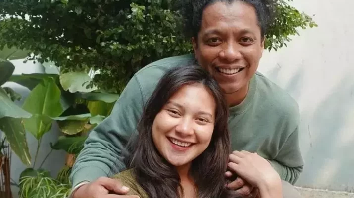 Indah Permatasari Hamil Anak Kedua, Arie Kriting Terkejut